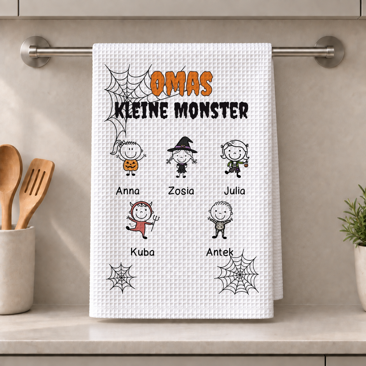 Küchentuch (Geschirrtuch) – Mamas/Omas Monster – Personalisiertes Halloween-Geschenk #163622 [PC-MOCKUP:cmuuxr4z5000jn10h5udg4i4i:be37dcc23f120fdf92949e69:be37dcc23f120fdf92949e69f70114a42a2912c4a6bdf63de74b517ba94a9540]